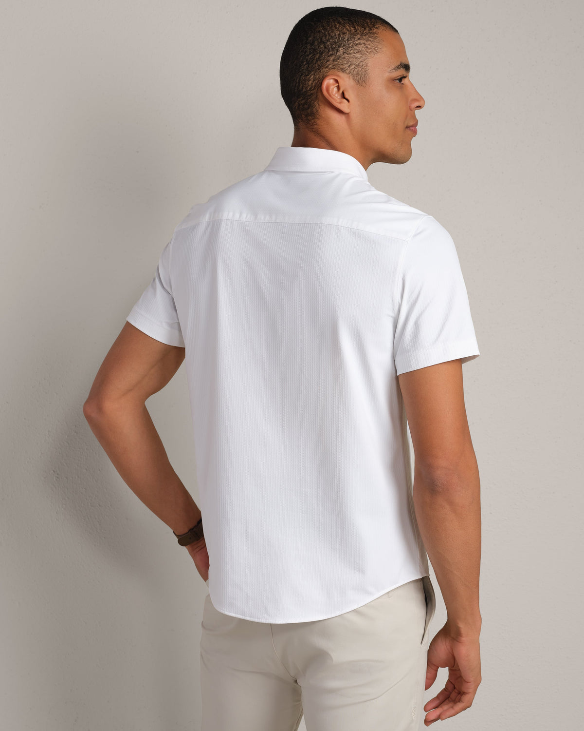 White Wavy Stripe