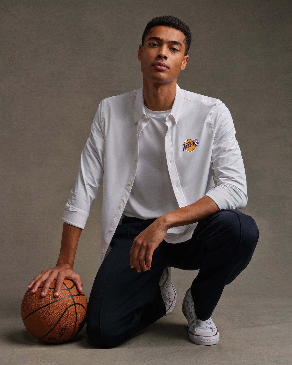 [NBA team=Los Angeles Lakers] White:Los Angeles Lakers - Front