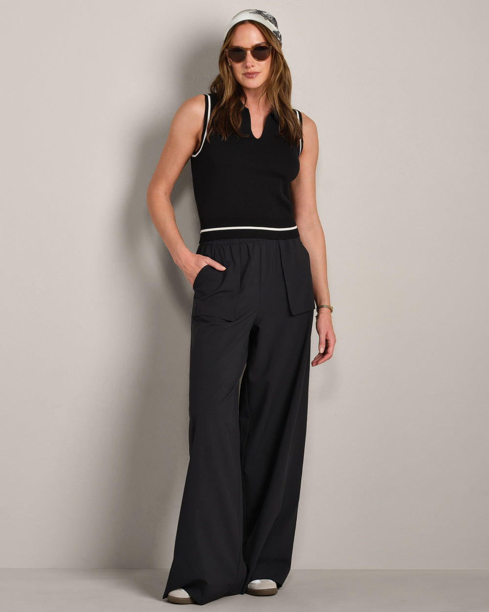 Pure Black - Back