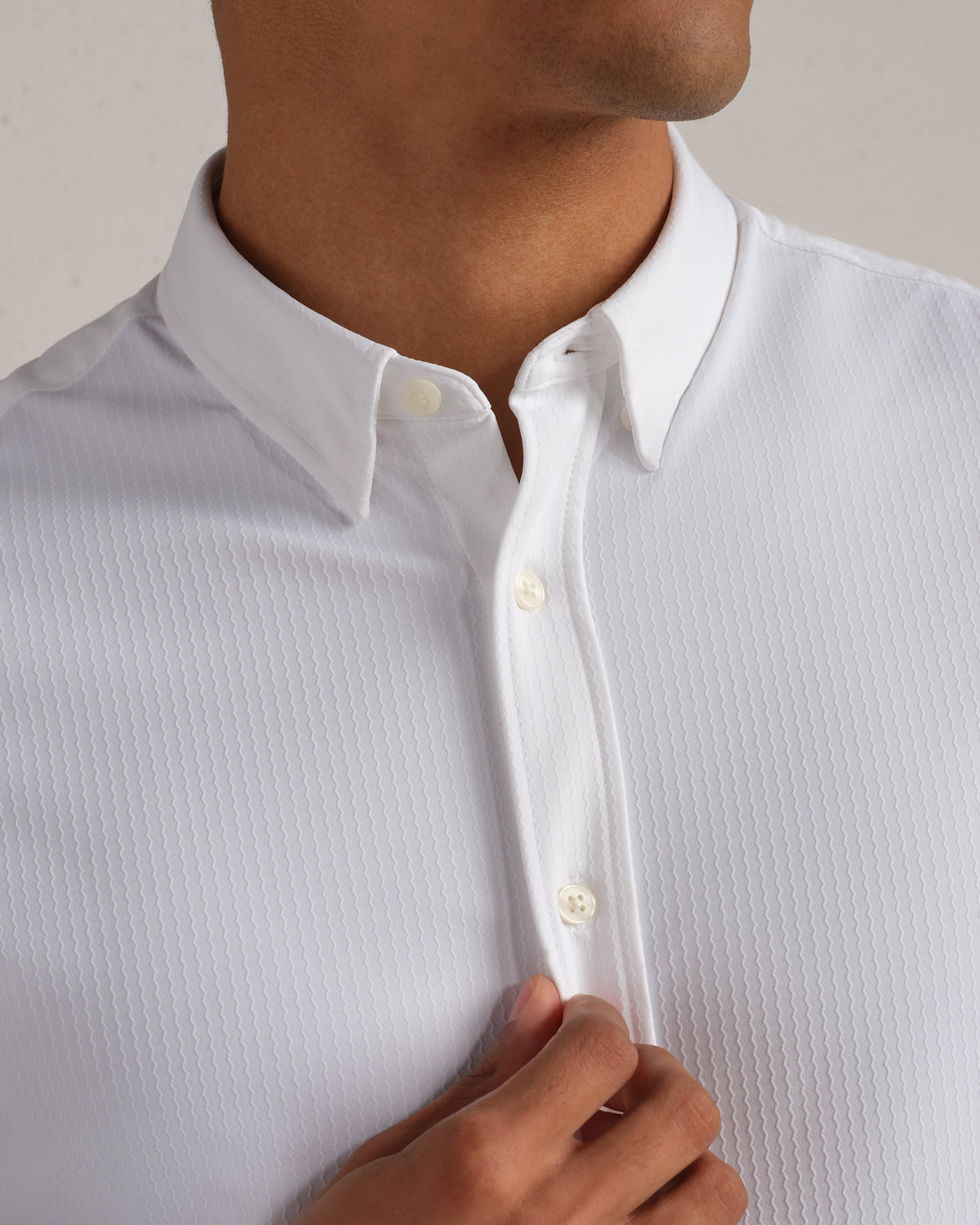 White Wavy Stripe