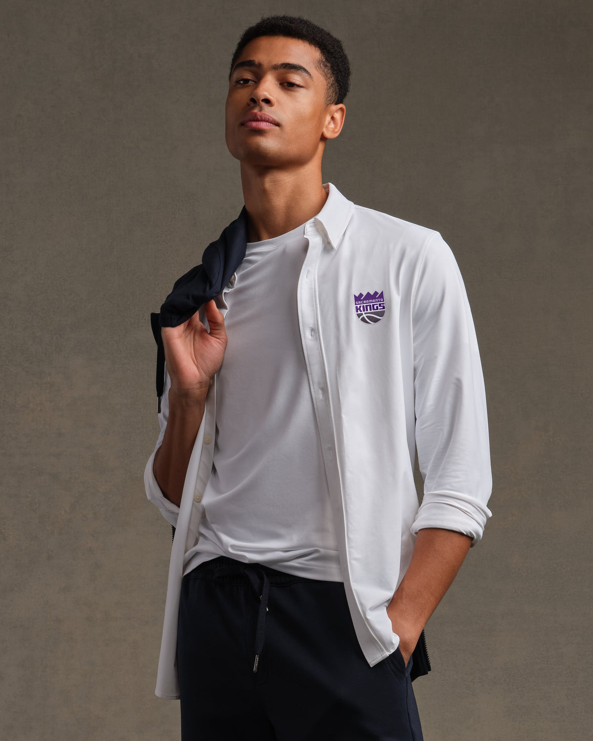 [NBA team=Sacramento Kings] White:Sacramento Kings - Front