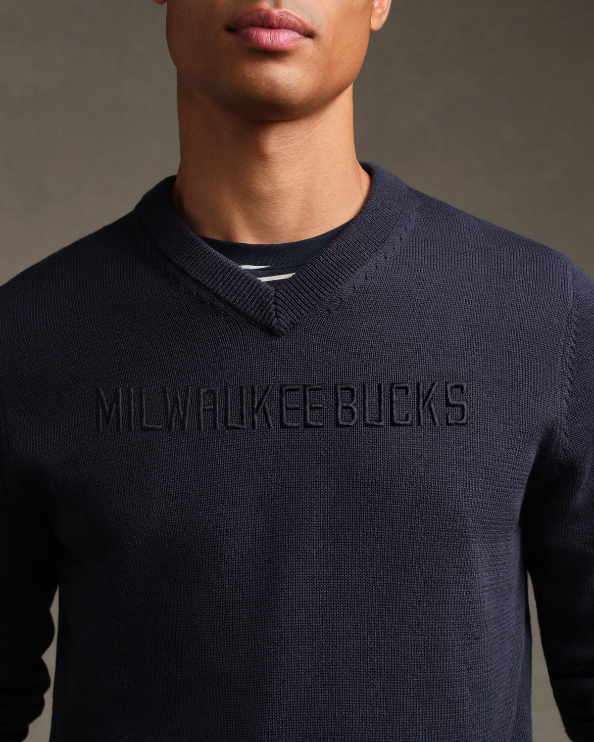 [NBA team=Milwaukee Bucks] True Navy:Milwaukee Bucks - Back