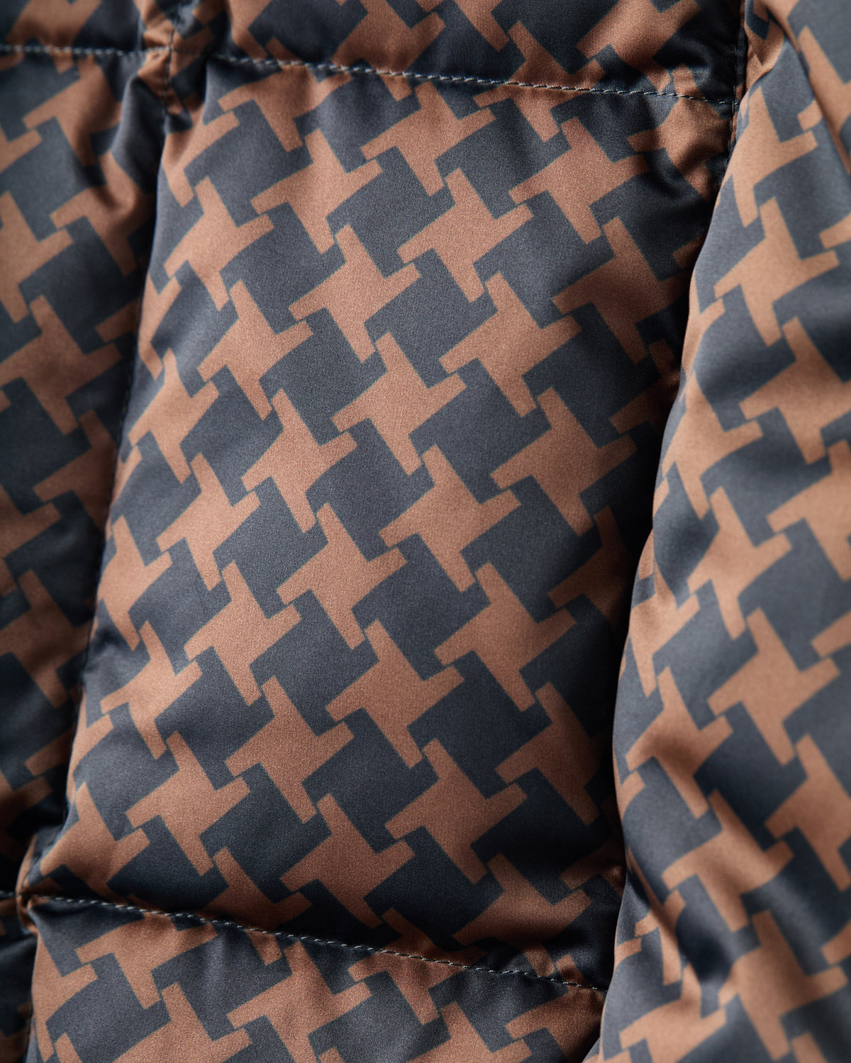 Chestnut Brown Houndstooth