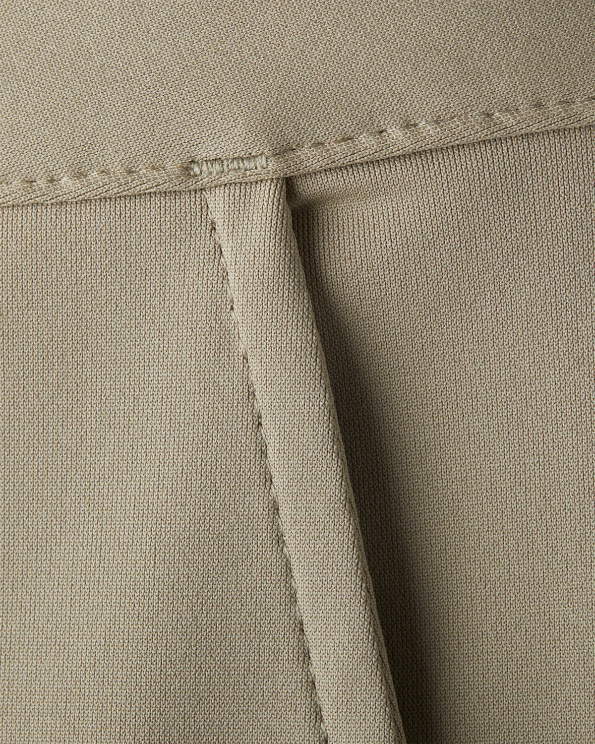 Khaki - Flatlay