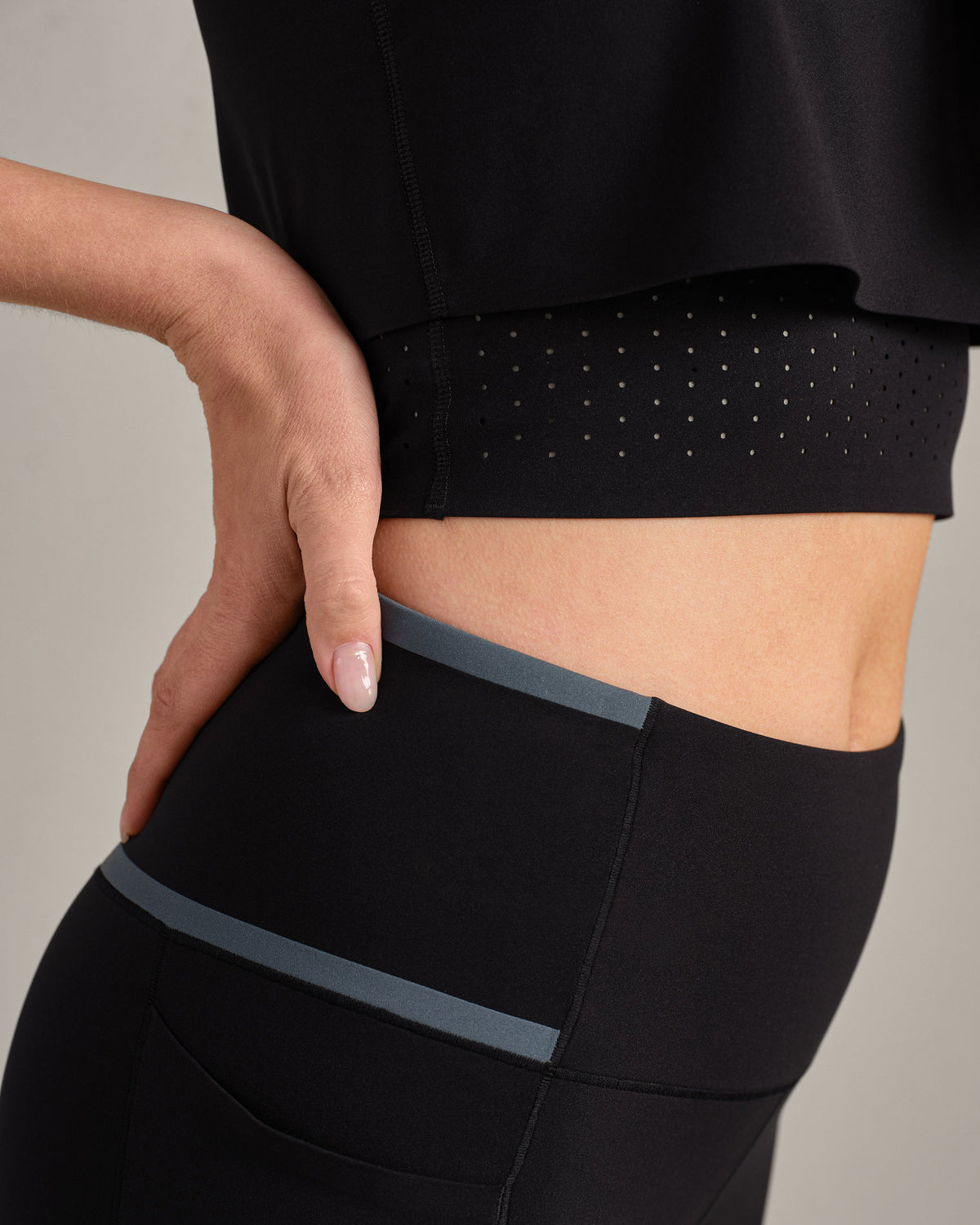 Pure Black - Back