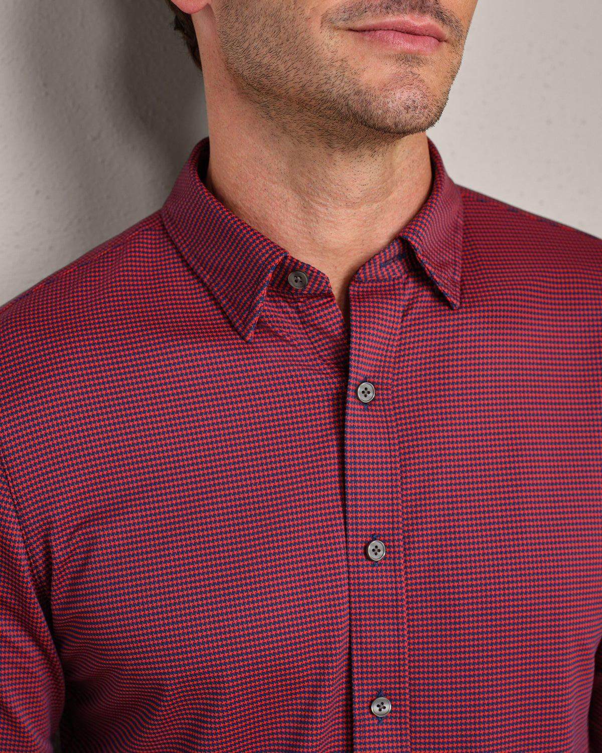Navy/Red Sharkstooth