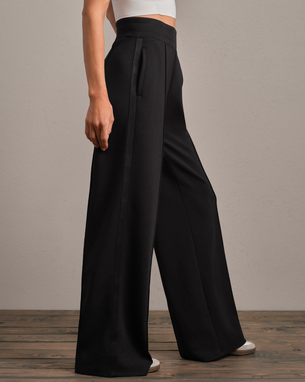 Pure Black Heather