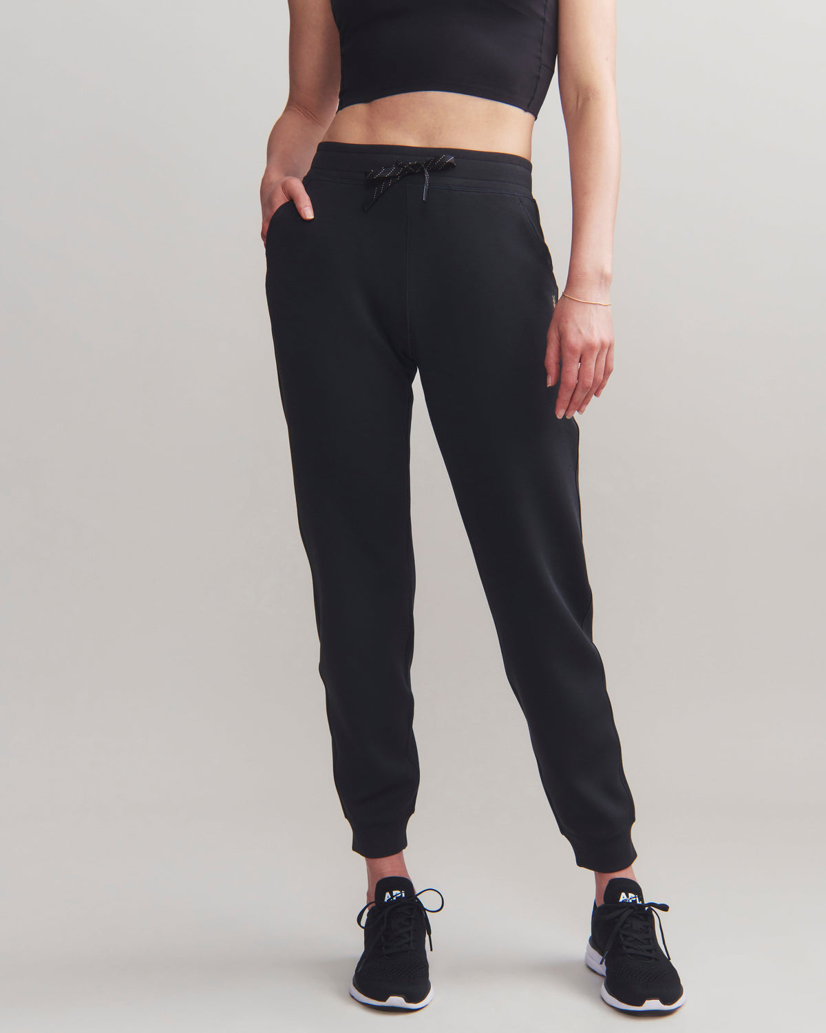 Black Heather - Front